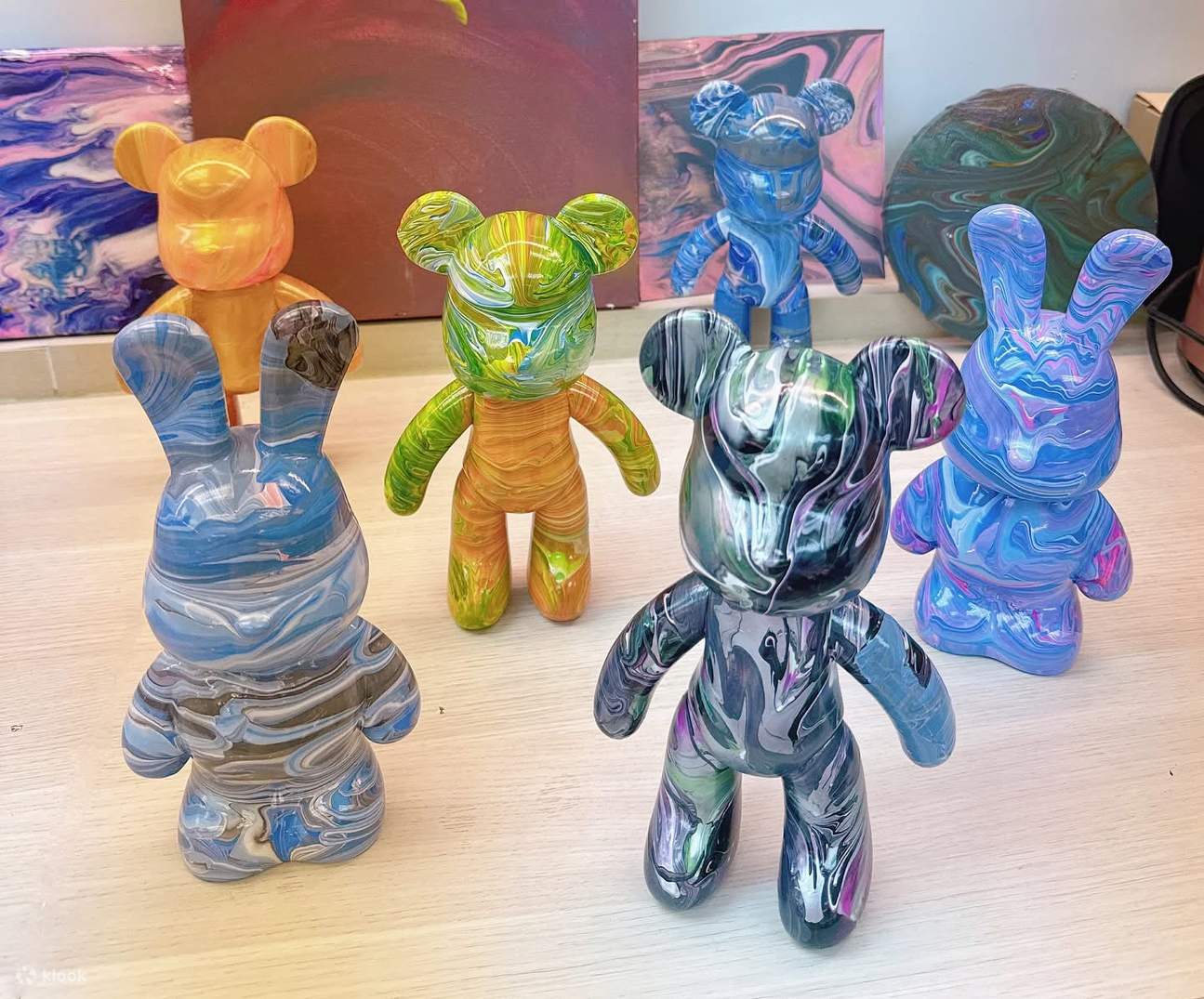 JUST BE Pittura Fluida｜Orsetto Fluido｜Coniglietto Fluido｜Orologio Fluido｜Pittura Fluida su Piastra Dorata 【Workshop Gratuito Piccolo Orsetto Fluido】｜Ma Wan Art Village, Hong Kong